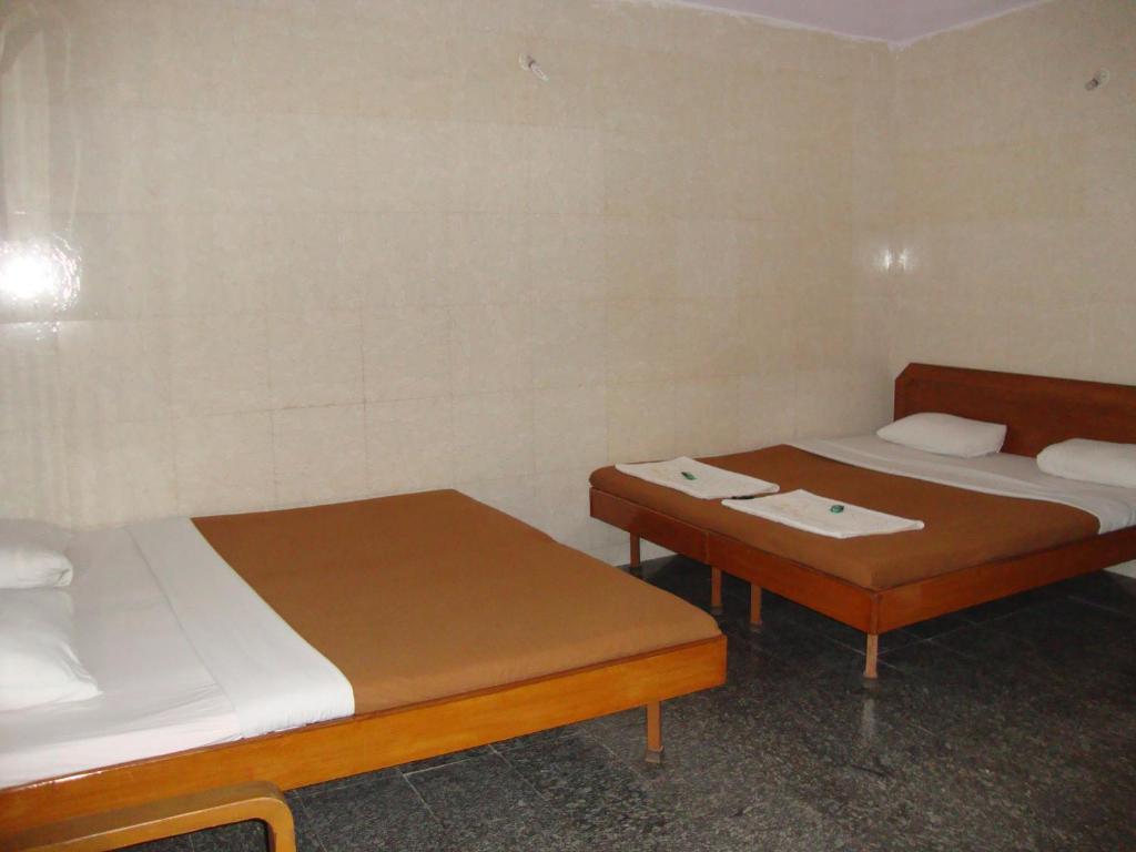 Malad Pali Beach Resort חדר תמונה